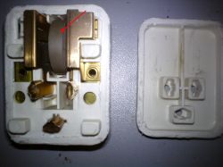 Samsung RB31FERNDBC refrigerator - the display is blinking, it does not cool.