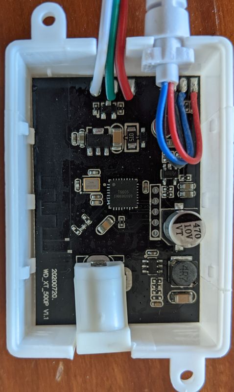 Circuit board with microchip T6605 and colored wires in white plastic housing