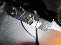 Jak usunąć tłustą wilgoć z podłogi samochodu?