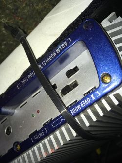 Audi S4 B5: Brak dźwięku w tylnych głośnikach po zmianie radia na Symphony