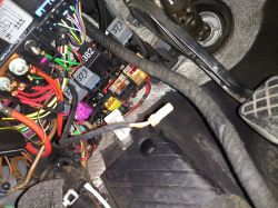 Montaż Keyless Entry System LB-405 w A4 B5 - gdzie są kostki?