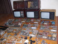[Sprzedam] Telewizory ELEKTRONIKA C-430 i C-432 oraz dużo modułów i części
