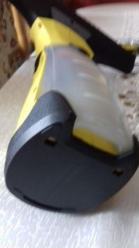 Karcher WV2 Window Washer: LED Blinks 4 Times, Won't Charge & How to Remove Bottom Case