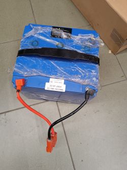 Bateria do skutera elektrycznego 72V z przewodami