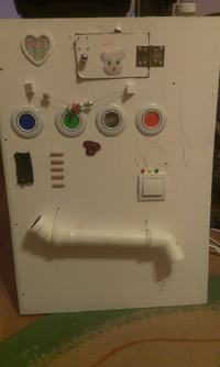 Zabawka dla dziecka - płyta z diodami super flux zasilanymi z Joule Thief (1,5V) Zabawka dla dziecka - płyta z diodami super flux zasilanymi z Joule Thief (1,5V)