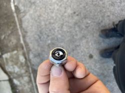 Jaki zamiennik czujnika ciśnienia oleju do Chryslera Ypsilon 1.3 diesel?