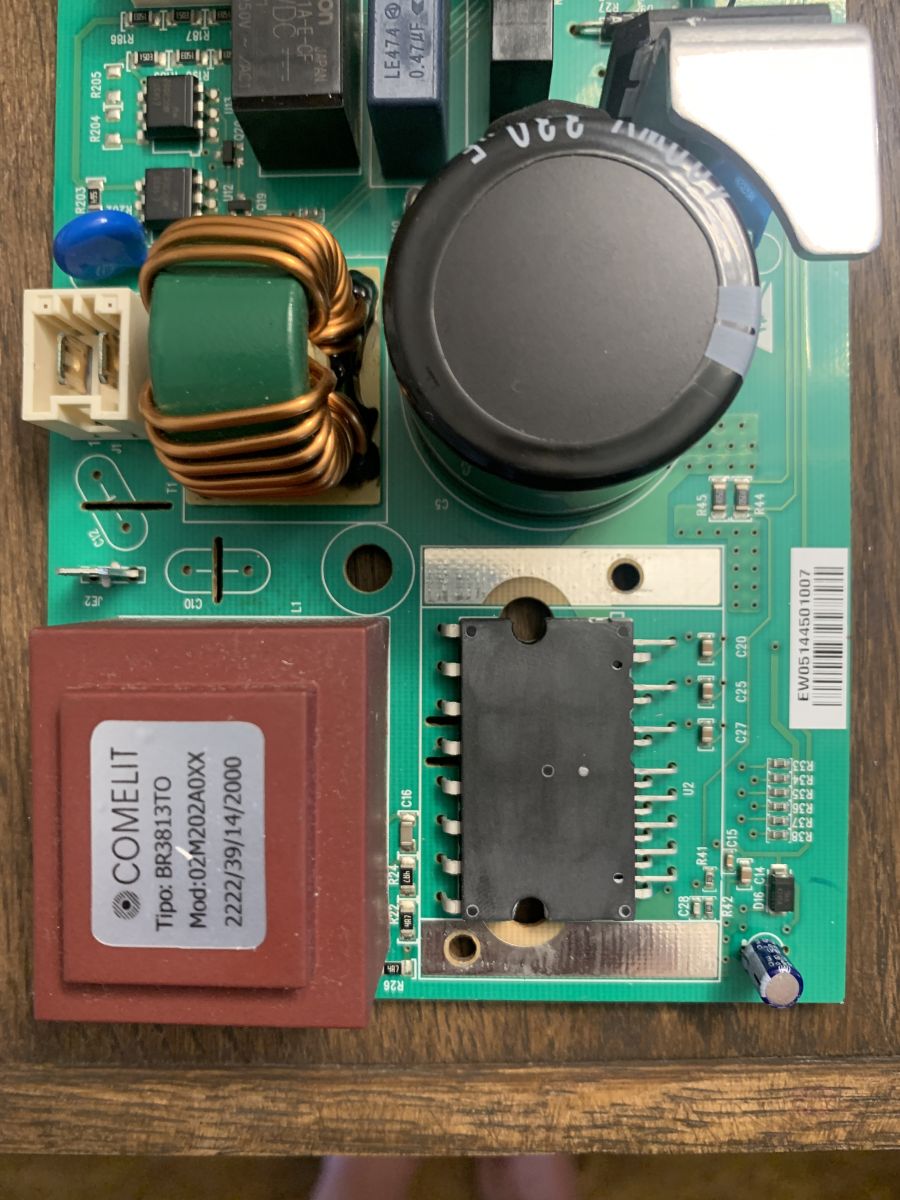 Electrolux EDH3897SDE: Nieuruchamiający się silnik, błąd E5F ...