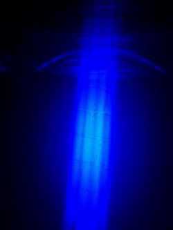 Niebieski laser - nie skupia się w okrągły punkt tylko kwadratowy/prostokątny Niebieski laser - nie skupia się w okrągły punkt tylko kwadratowy/prostokątny