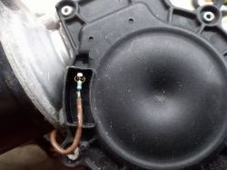 Naprawa czasowej pracy wycieraczek w Oplu Vectra C - zdjęcia krok po kroku