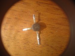 UC - Dwubramkowy tranzystor MOSFET. UC - Dwubramkowy tranzystor MOSFET.