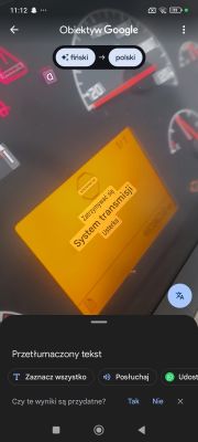 Błąd systemu transmisji na wyświetlaczu Volvo Komunikat „Zatrzymywać się – System transmisji – Usterka” na wyświetlaczu tablicy rozdzielczej Volvo