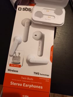 Brak synchronizacji między słuchawkami SBS Twin Buds - jedna nie gra