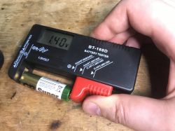 Tester baterii 
