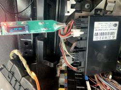 Mercedes W211 '06 przedlift - schemat połączeń modułu haka przyczepy