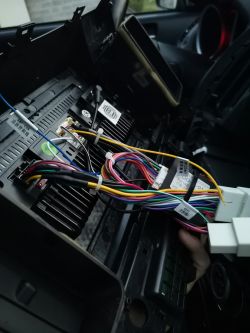 LEHX z Rockford Fosgate w Lancer - brak kontroli nad subwooferem