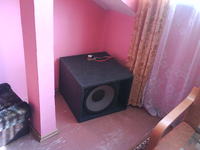 Jaki wzmacniacz samochodowy do tej skrzyni ALPHARD SUB 1501