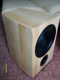 Subwoofer na STX GDN-27-150-8-SC