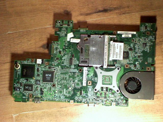 Lot De Pièces Détachées Toshiba Satellite M40X-118 Pour Réparation