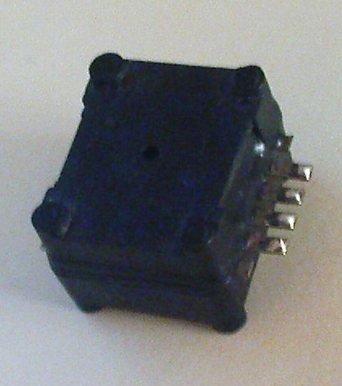 Czujnik ciśnienia Opel Astra produkcji GM.