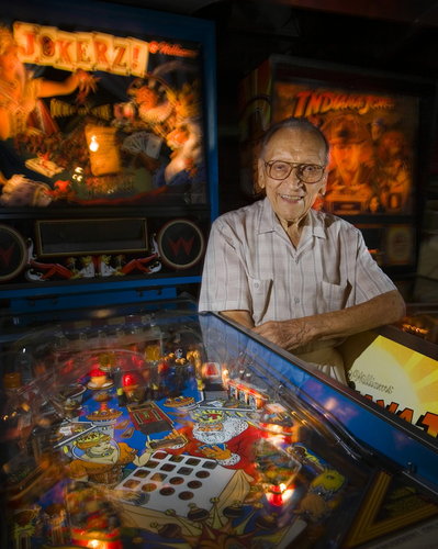 W wieku 100 lat odszedł Steve Kordek - twórca maszyn do gry typu pinball W wieku 100 lat odszedł Steve Kordek - twórca maszyn do gry typu pinball