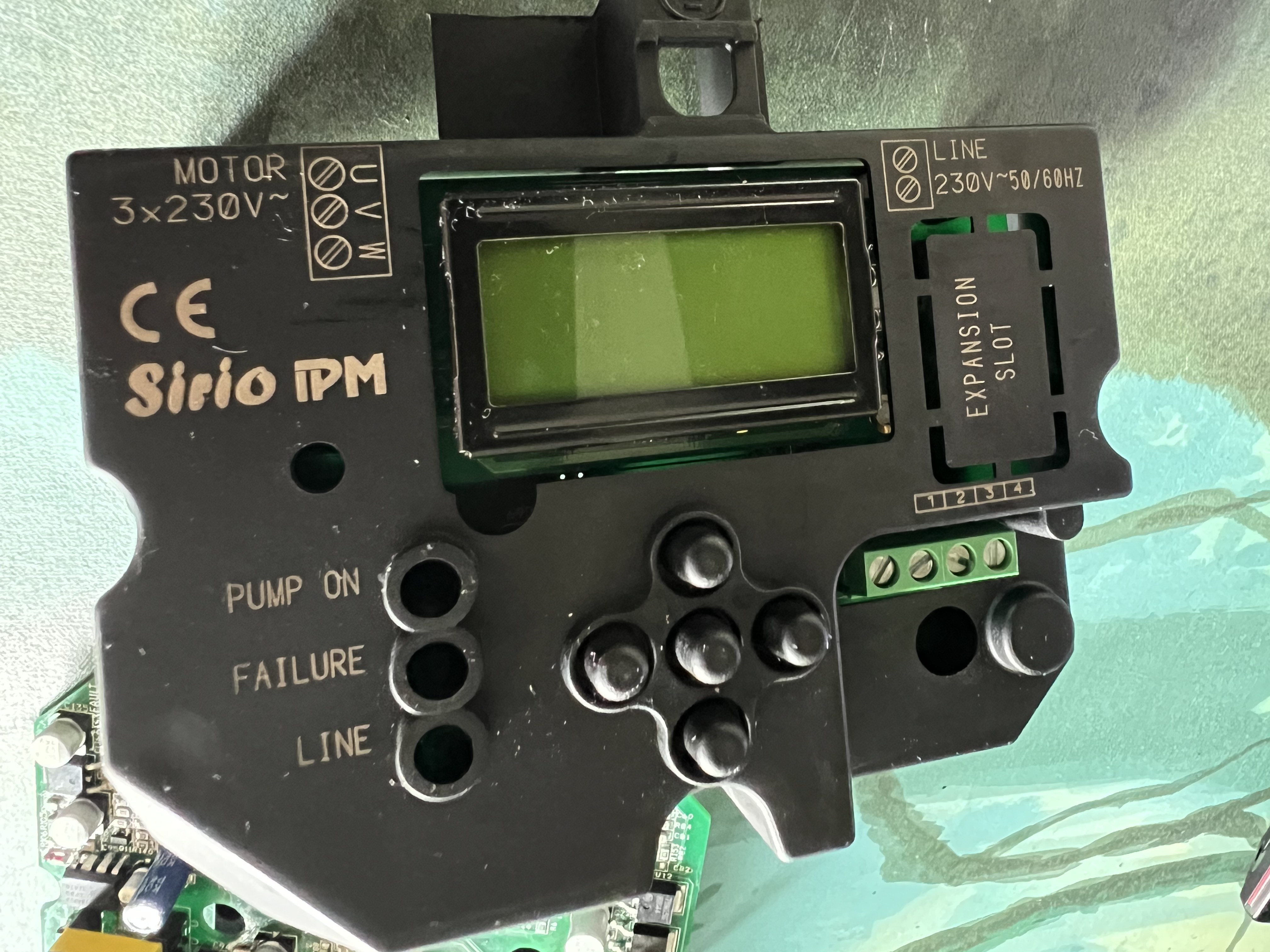 [Rozwiązano] Wilo SUB-TWU3-HS-E-CP-B - Problem z przetwornicą ...