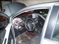 Toyota Yaris II 2007, 1.0 petrol - Leaking roof and damaged car alarm