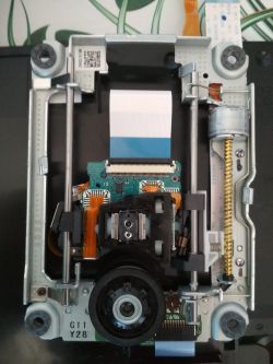 PS3 CECH-3004A - napęd nie kręci płytą po załadowaniu