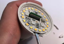 Can even light bulbs be programmed these days? Updating the firmware on the TY-A60-18W-220V