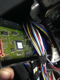 peugeot 307 - Auto trąbi podczas zazbrajania się alarmu