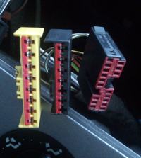 Jaką przejściówkę do radia Panasonic RDP212N w Ford Focus wybrać?