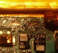 iPod Touch 4g nie reaguje na ładowanie - możliwe uszkodzenie złącza?