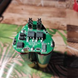 Dlaczego akumulator z wkrętarki NITEO TOOLS 12V szybko się ładuje i rozładowuje?