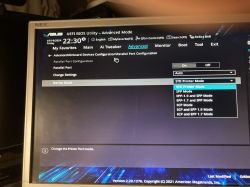 Zdjęcie ekranu BIOS z ustawieniami portu równoległego.