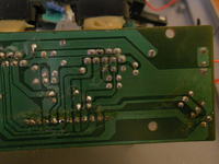 Jaka wartość rezystora R2 w konsoli TV Bos-3300A?