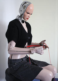 Agnes - robot robiący na drutach