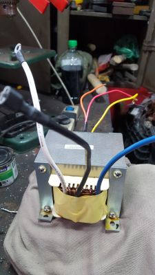 Podłączenie transformatora 2x14V do mostka prostowniczego