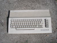 [Sprzedam] Commodore c64 stan nieznany