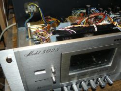 Marantz 5025 - brak tranzystora na silniku mechanizmu napędu
