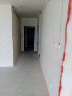 Optymalne miejsce i wysokość montazu monitora wideodomofonu.