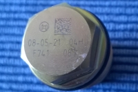 Replacing CR Slat Pressure Valve in Chrysler Voyager 2.8 CRD: Procedure & Precautions