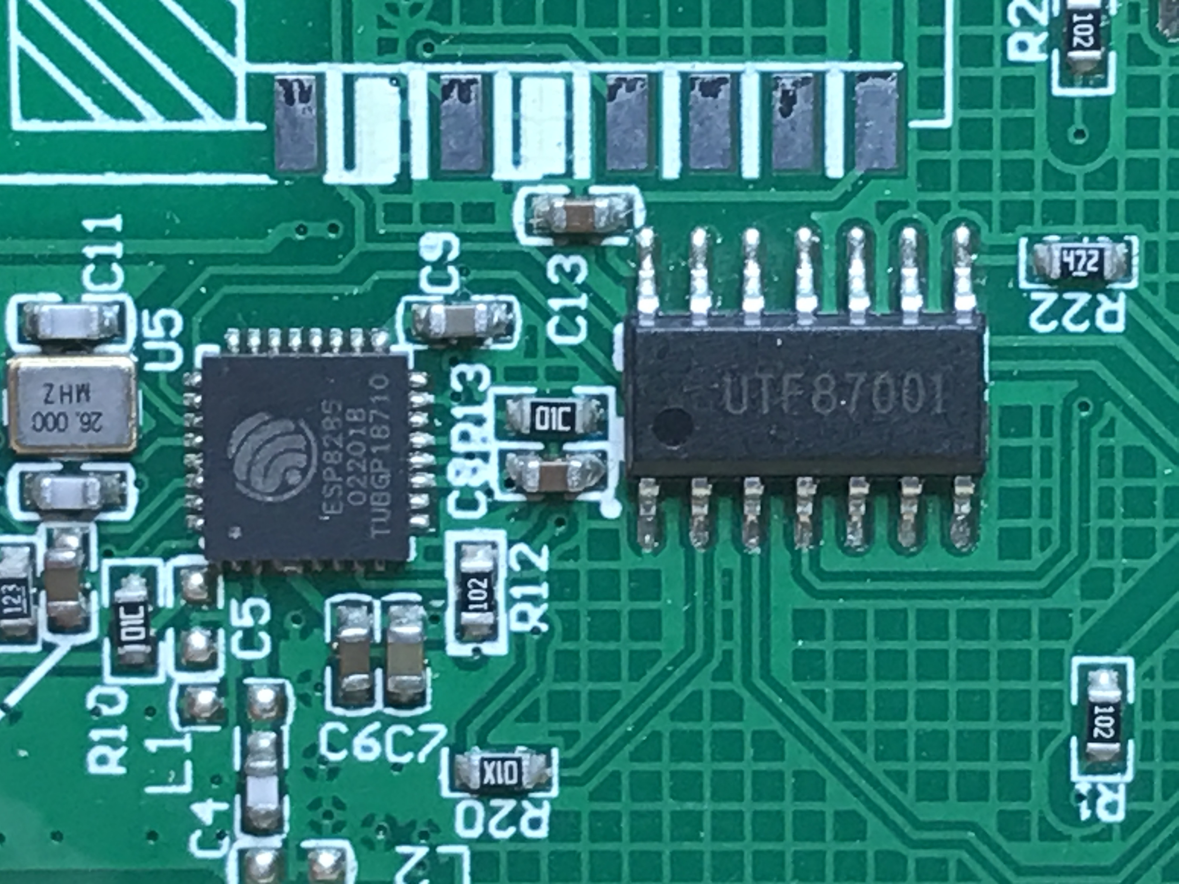 Smart włącznik światła ściemniacz QTouch WiFi [Schemat, protokół UART]