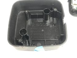 The interior of the Bosch IVS SLIM module, i.e. telemetry and fender detection in Car Sharing vehicl