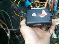 Golf III 1993r. 1.8BG - Identyfikacja dziwnej puszki w instalacji elektrycznej