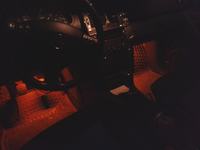 MERCEDES A150 2004 - Oświetlenie nóg pasażera i kierowcy