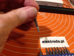 Precyzyjny wkrętak elektryczny - Precision Electric Screwdriver Set. Opis.