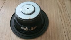 Kolumny M-Audio HTS 700 - Uszkodzony głośnik niskotonowy - szukam serwisu lub sp