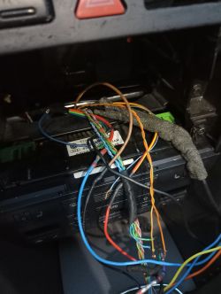 Audi A6 C5: Tylne głośniki niewykrywane po przekładce na 2DIN, radio Symphonie II