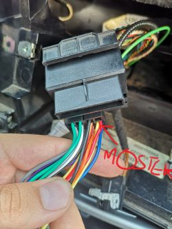 Bmw seria 1 e87 2008r - Radio po wymianie nie zapisuje ustawień Bmw seria 1 e87 2008r - Radio po wymianie nie zapisuje ustawień