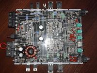 Wzmacniacz BLAUPUNKT GTA 2 - świeci się czerwona dioda PROTECT