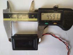 Mały i uniwersalny, elektroniczny termometr panelowy Mały i uniwersalny, elektroniczny termometr panelowy